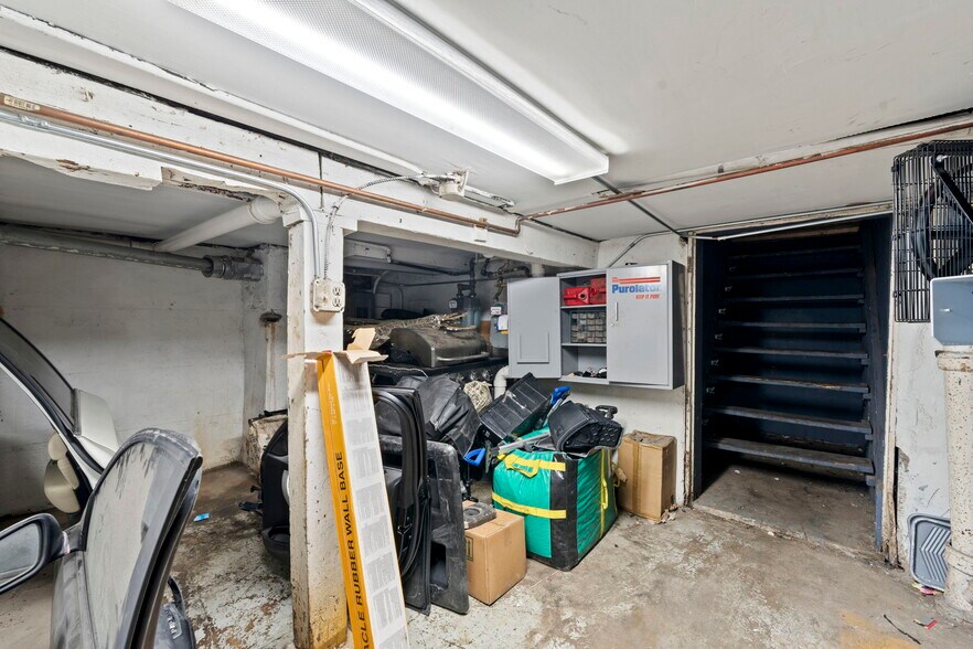 More Photos Of 3441-3445 N Pulaski Rd, Chicago Storefront Retail Office For Sale