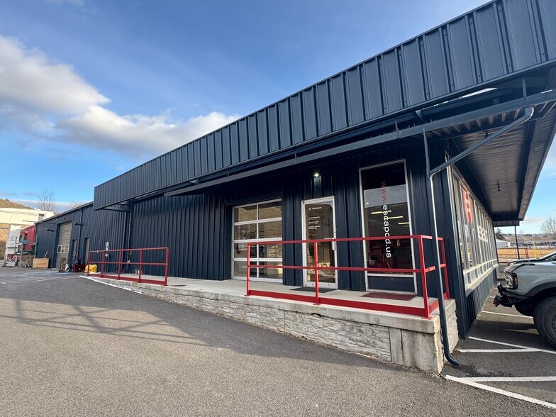 More Photos Of 627 S Main St, Coalville Auto Dealership For Sale