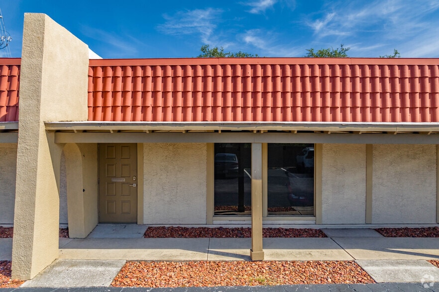 More Photos Of 2328 N US Hwy 19, Holiday Medical For Lease