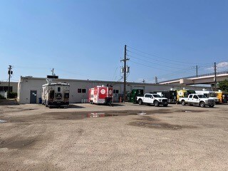 More Photos Of 4695 S Windermere St, Englewood Warehouse For Lease