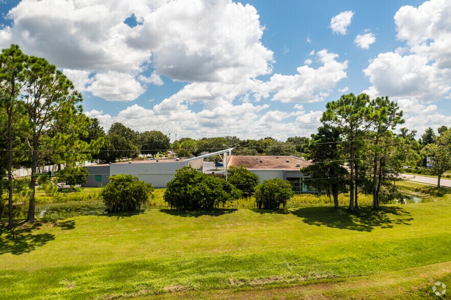 More Photos Of 3131 Lakeland Hills Blvd, Lakeland Medical For Lease