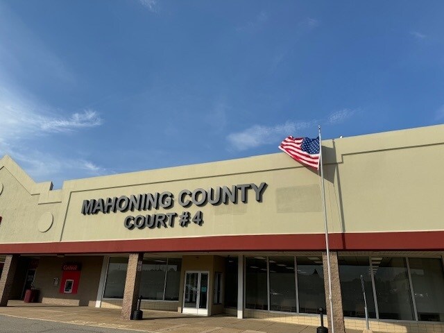 More Photos Of 6000 Mahoning Ave, Youngstown Unknown For Lease