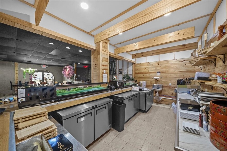 More Photos Of 111 Middleton Way, Greer Restaurant For Sale