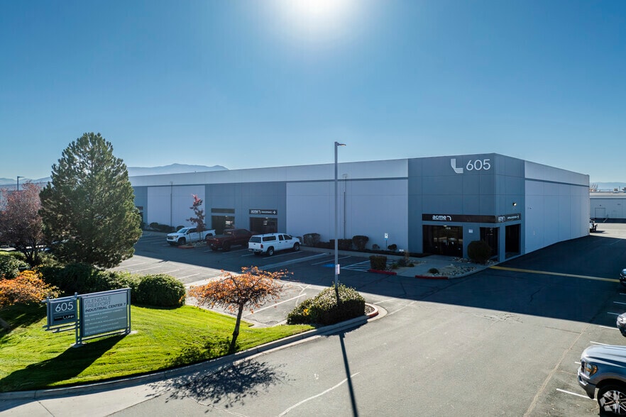 More Photos Of 605 Glendale Ave, Sparks Warehouse For Lease