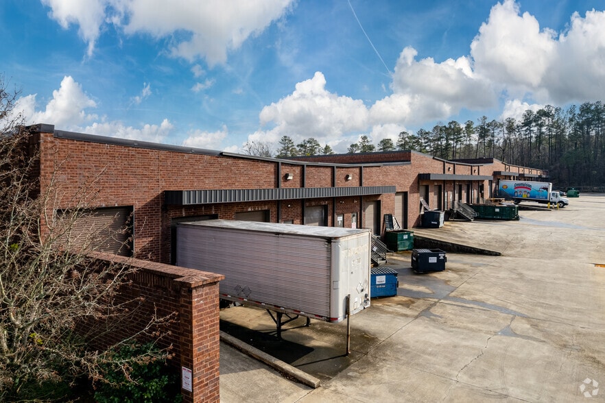 More Photos Of 322 Northpoint Pky, Acworth Distribution For Lease