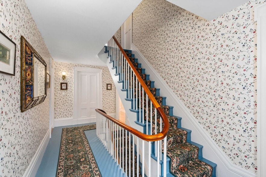 More Photos Of 22 High St, Camden Hospitality For Sale