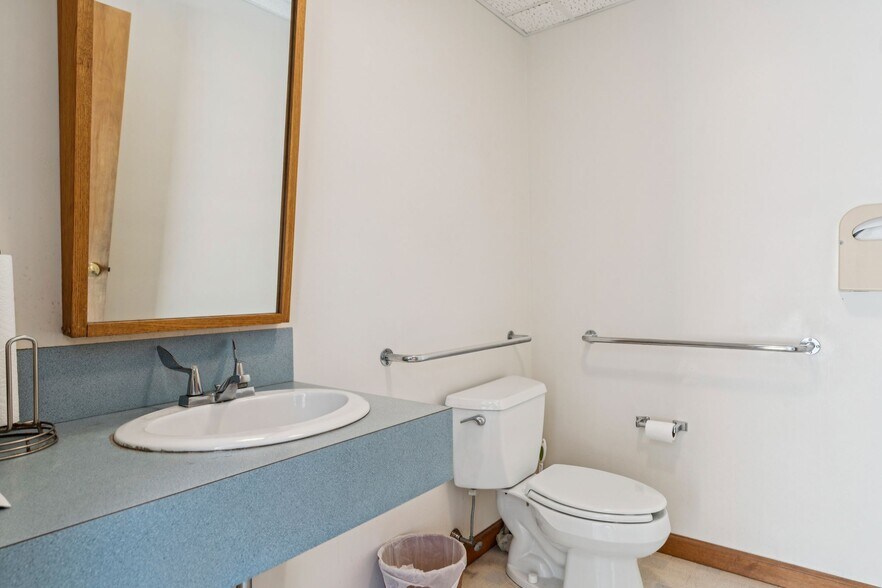 More Photos Of 61 Depot St, White River Junction Office For Sale