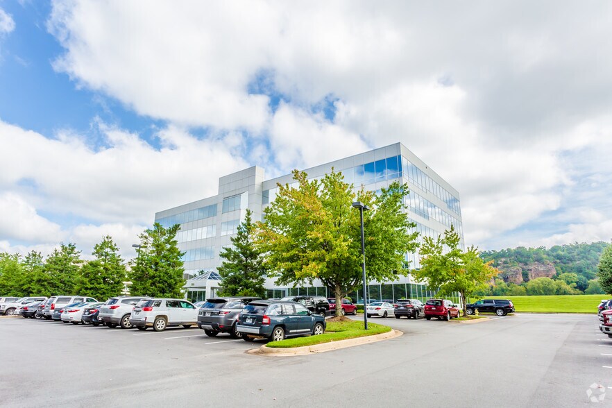 Primary Photo Of 100 River Bluff Dr, Little Rock Office For Lease
