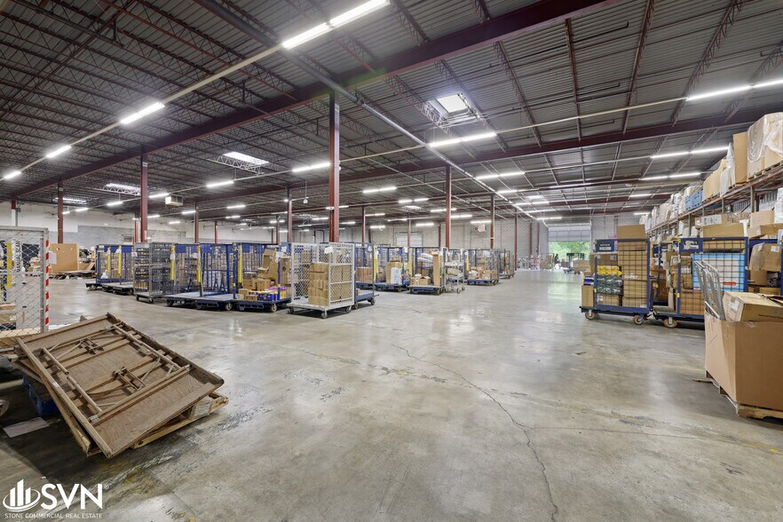 More Photos Of 302 American Greeting Card Rd, Corbin Warehouse For Lease