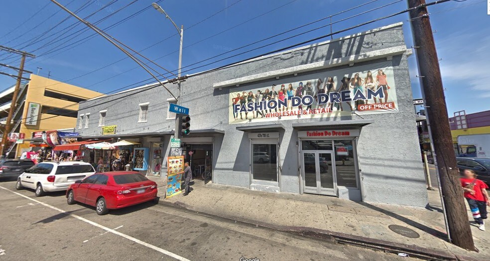 More Photos Of 419-431 E 11th St, Los Angeles Storefront For Lease