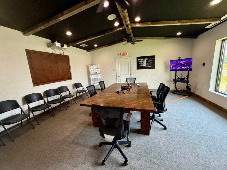 More Photos Of 1907 E US Highway 80, White Oak Office For Sale