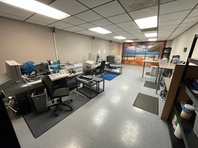 More Photos Of 5700 Logan St, Denver Office For Sale