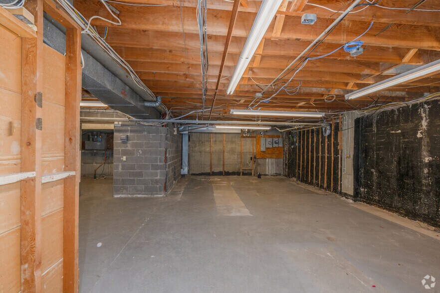 More Photos Of 818 Washington St, Holliston Bank For Sale