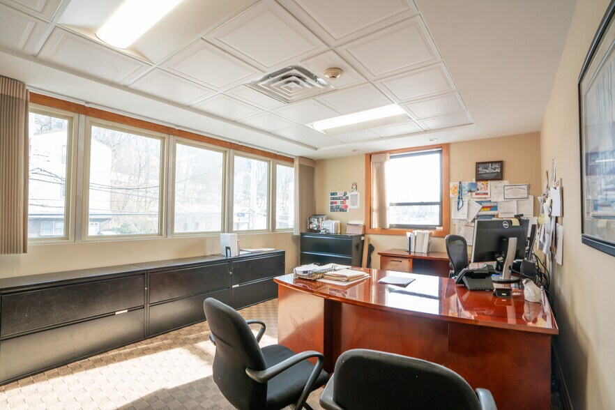 More Photos Of 99 Lafayette Ave, White Plains Light Manufacturing For Sale