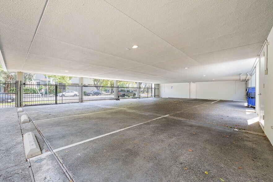 More Photos Of 2431 Capitol Ave, Sacramento Loft Creative Space For Lease