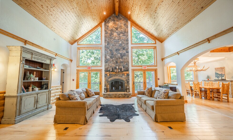 More Photos Of 15270 Cedarstone Drive, Eminence Land For Sale