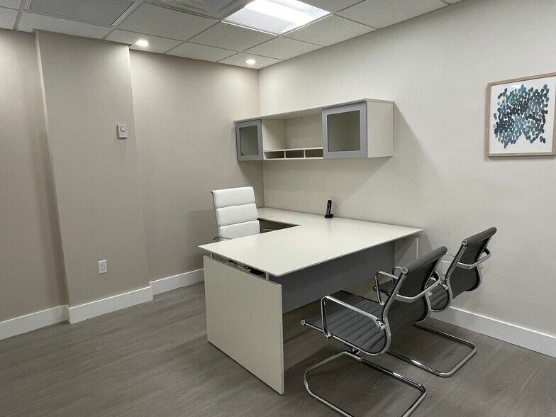 More Photos Of 2455 E Sunrise Blvd, Fort Lauderdale Loft Creative Space For Lease