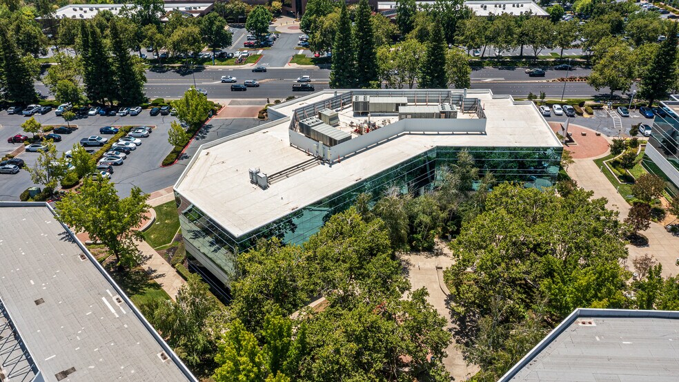 More Photos Of 3017 Douglas Blvd, Roseville Office For Lease