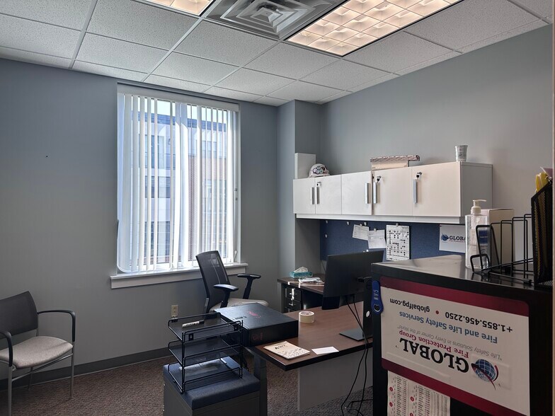 More Photos Of 347 E Bridge St, Phoenixville Office For Lease