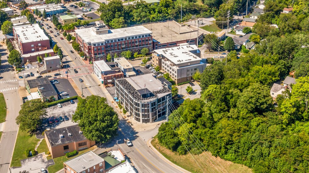 More Photos Of 442 Cherokee Blvd, Chattanooga Land For Sale