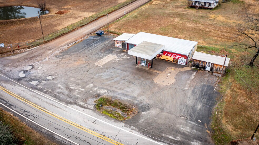 More Photos Of 3953 Highway 95, Cleveland Convenience Store For Sale