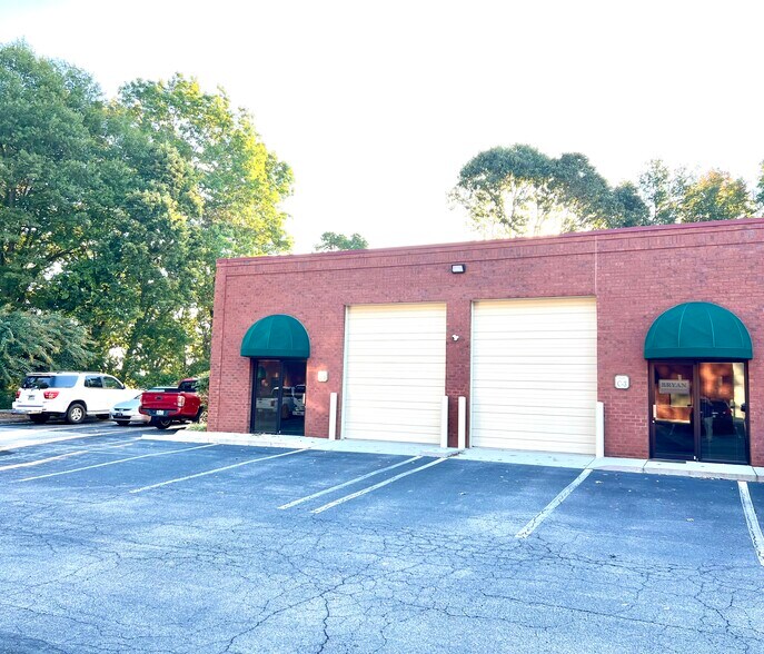 More Photos Of 2295 Skelton Rd, Gainesville Unknown For Lease