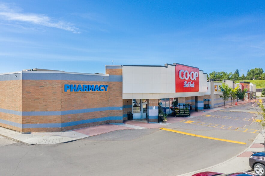 More Photos Of 1221 SE Canyon Meadows Dr, Calgary Unknown For Lease