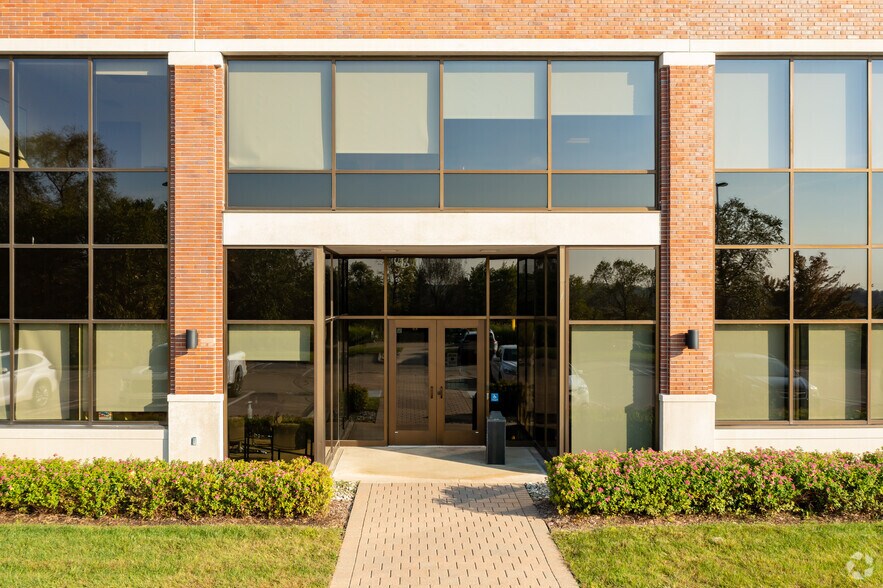 More Photos Of 17440 College Pky, Livonia Office For Lease