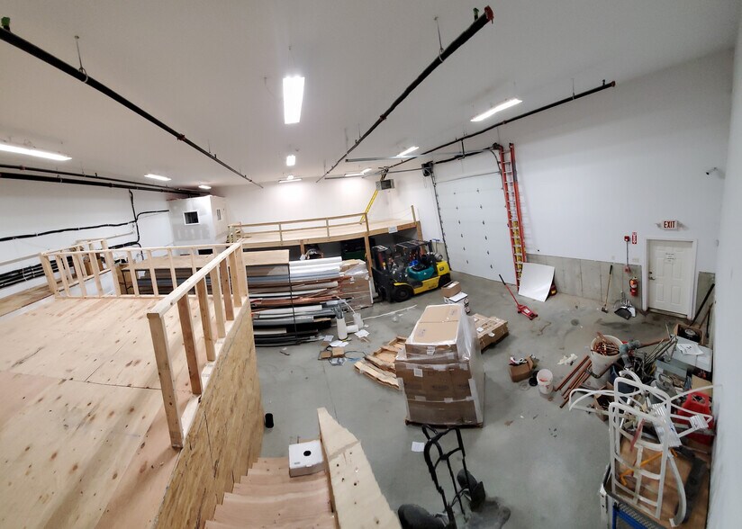 More Photos Of 22 Gauthier Rd, Epsom Industrial For Lease