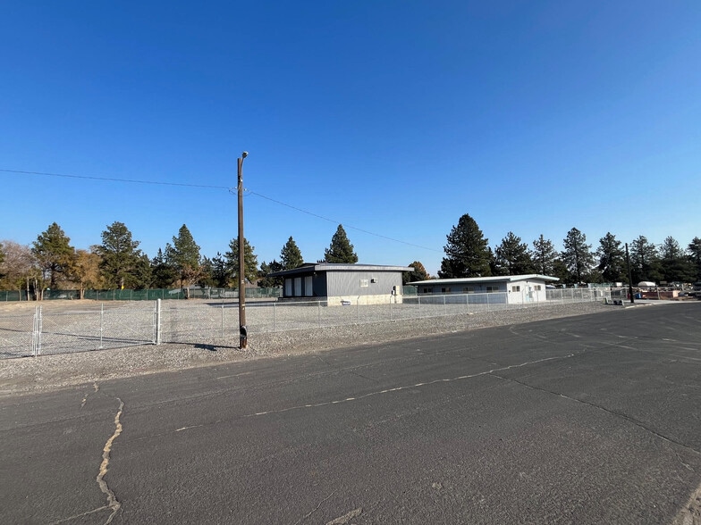 More Photos Of 423 S Idaho Ave, Pasco Warehouse For Lease