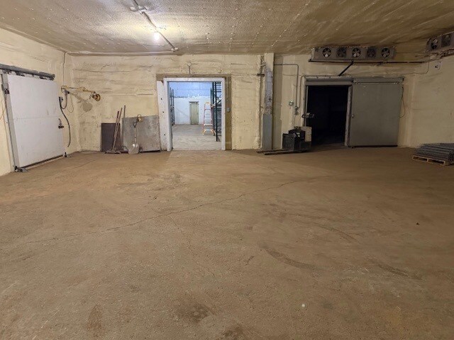 More Photos Of 2514 Foundry Pl, Clayville Industrial For Sale