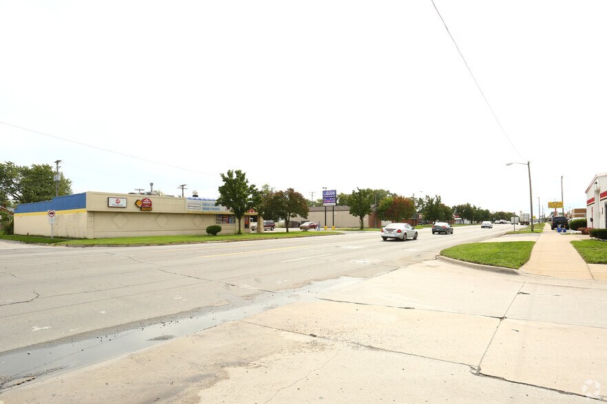 More Photos Of 18800 Dix Rd, Melvindale General Retail For Sale