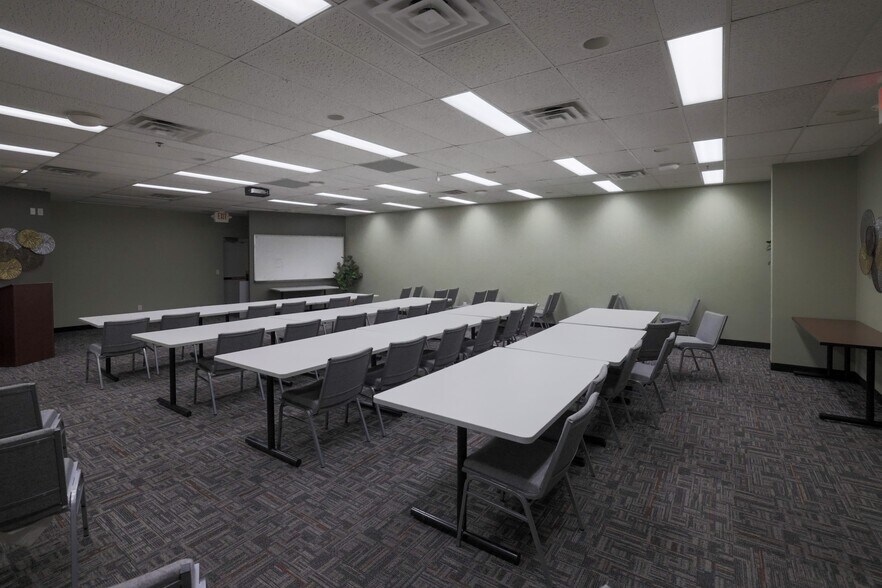 More Photos Of 9220 Bass Lake Rd, New Hope Medical For Lease