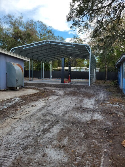 More Photos Of 9701 E US Highway 92, Tampa Freestanding For Sale