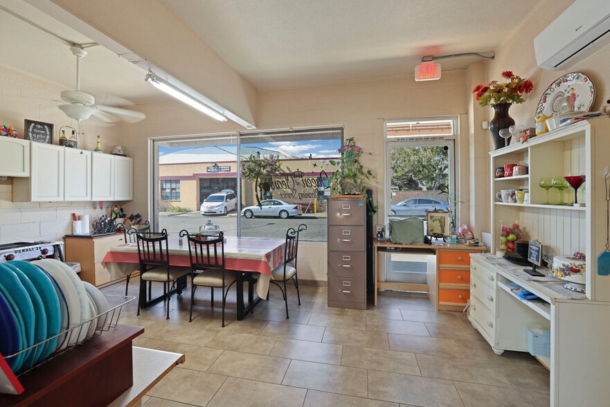 More Photos Of 529 N Hutchins St, Lodi Light Manufacturing For Sale