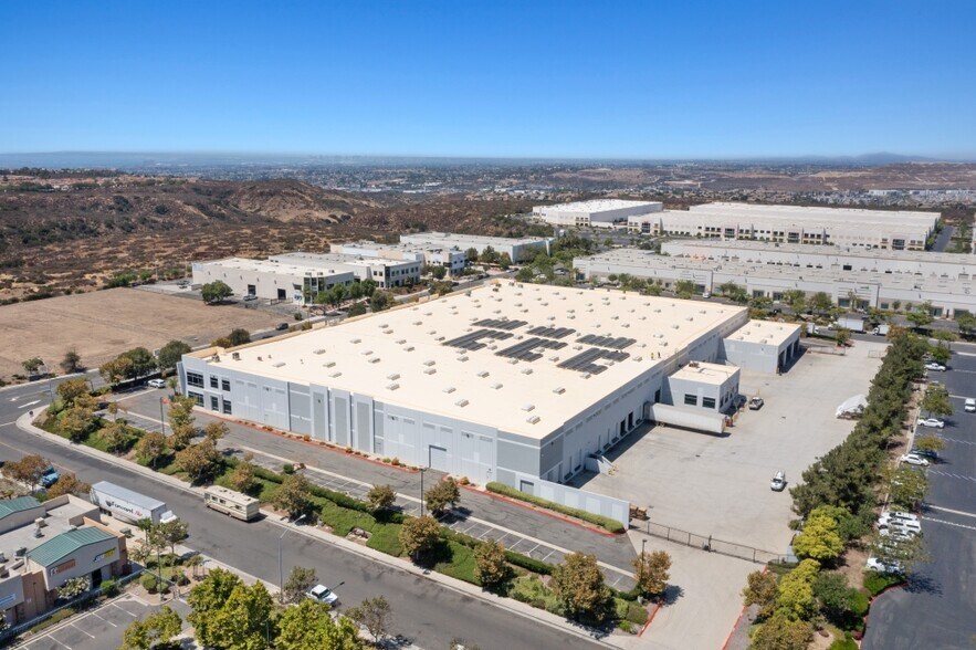 More Photos Of 6060 Business Center Ct, San Diego Distribution For Lease