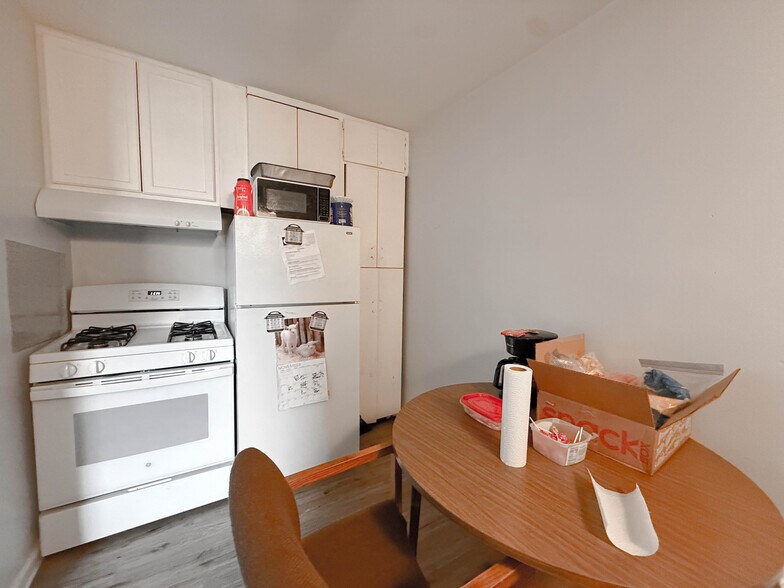 More Photos Of 257 Washington St NW, Warren Multifamily For Sale