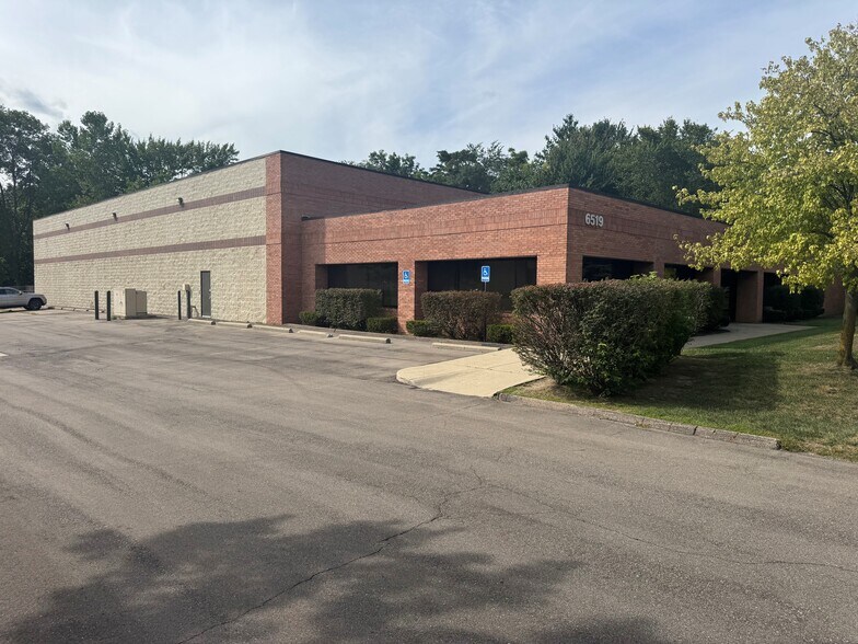 Primary Photo Of 6519 N Hix Rd, Westland Warehouse For Sale