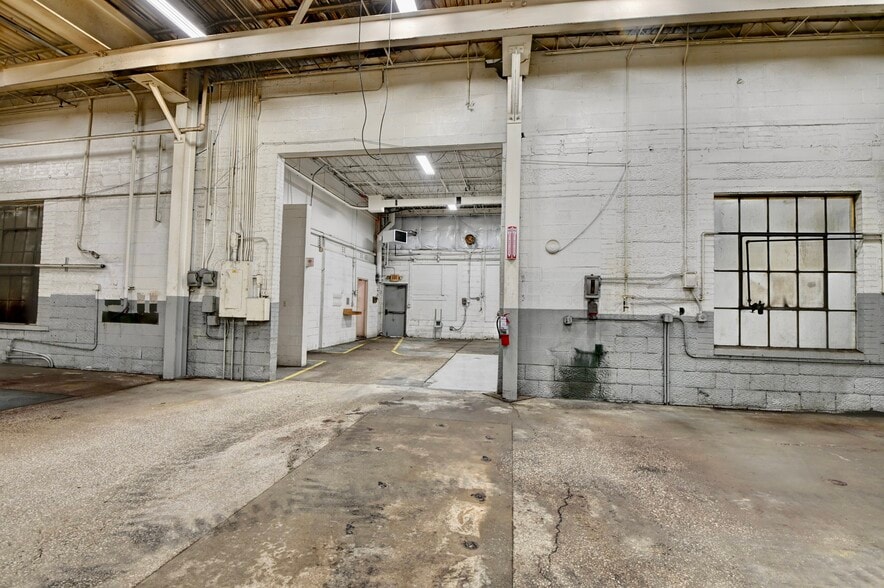 More Photos Of 96 E Miller Ave, Akron Manufacturing For Sale