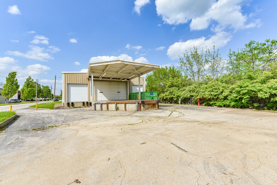 More Photos Of 6556 Jonas Pl, Berkeley Warehouse For Sale