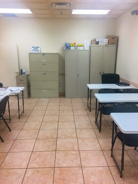 More Photos Of 917 E Buckeye Rd, Phoenix Industrial For Sale