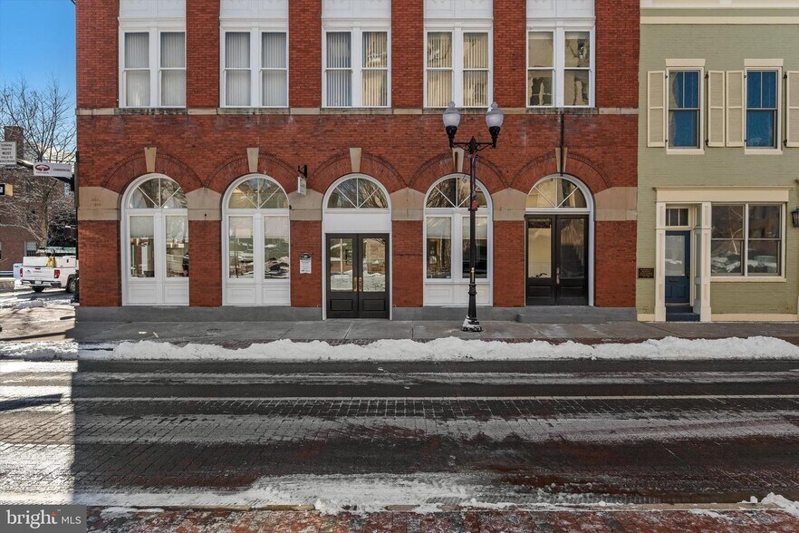 More Photos Of 37-45 E Boscawen St, Winchester Office For Sale