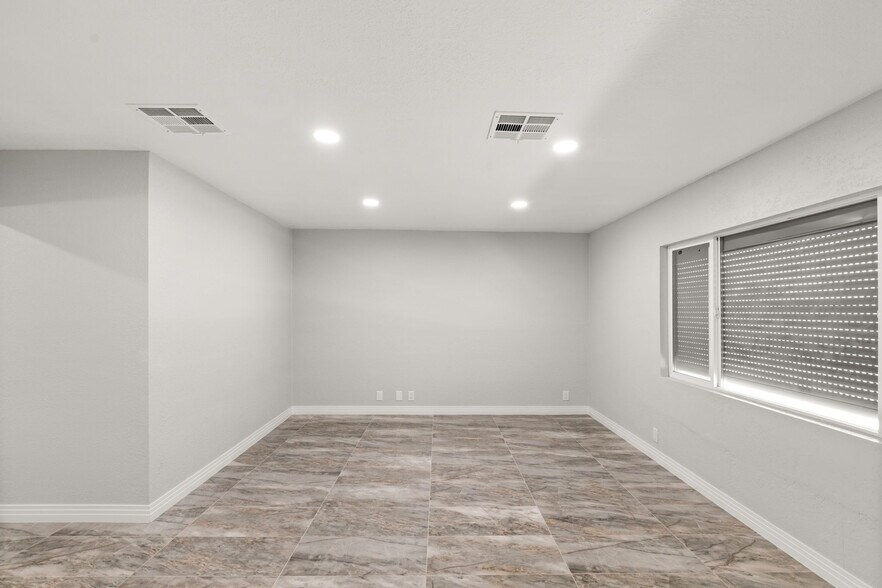 More Photos Of 612 S Jones Blvd, Las Vegas Office Residential For Sale