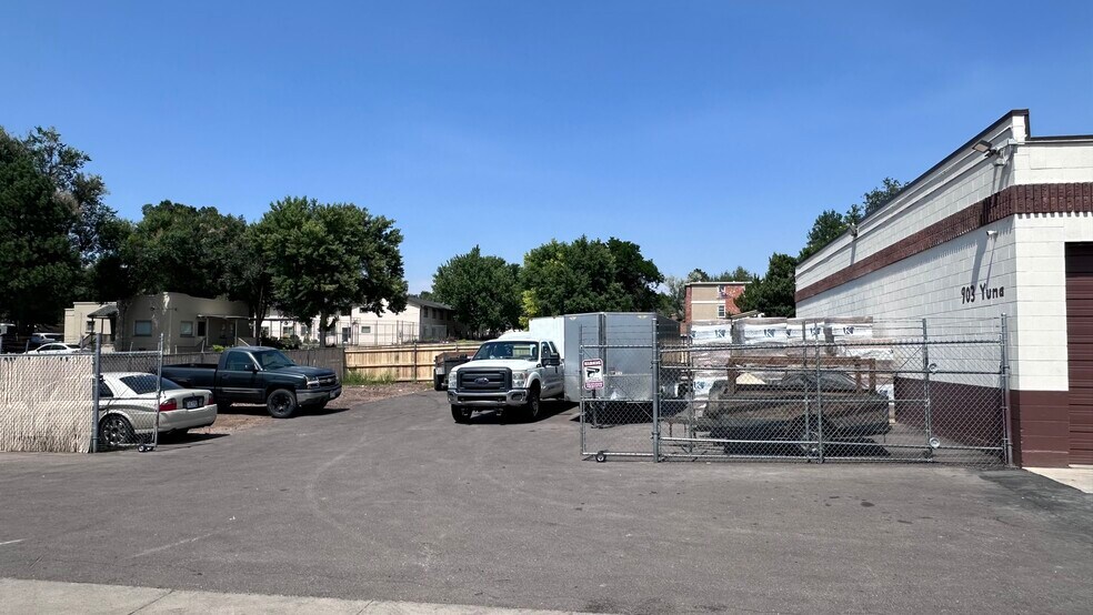 More Photos Of 903 Yuma St, Colorado Springs Warehouse For Lease