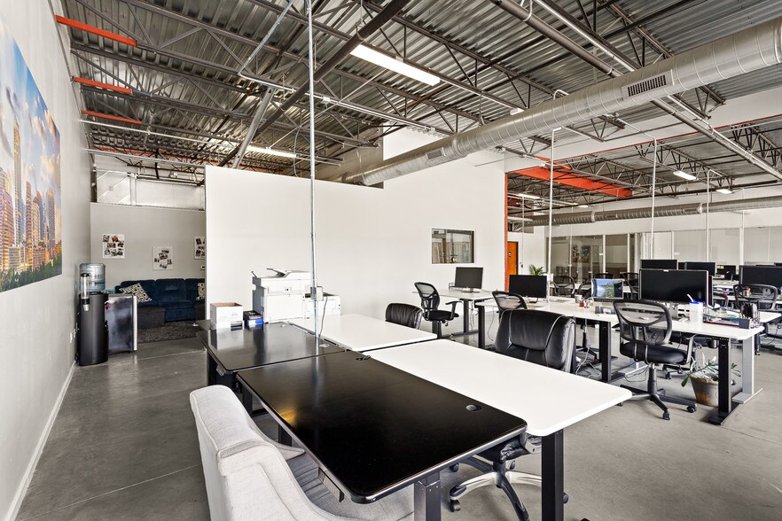 More Photos Of 2301 E Riverside Dr, Austin Unknown For Lease