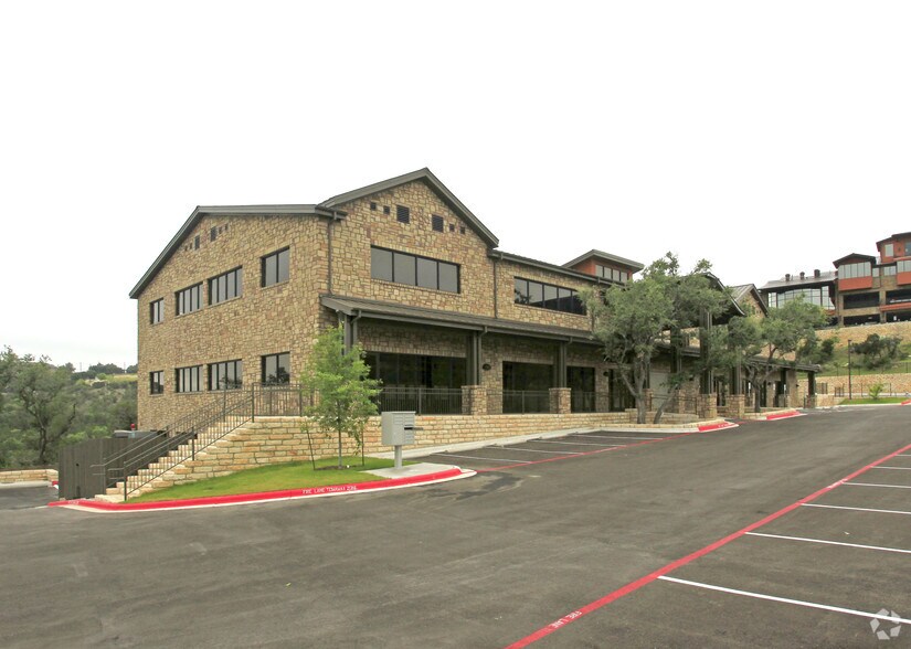 More Photos Of 2951 Ranch Road 620 S, Lakeway Office For Lease