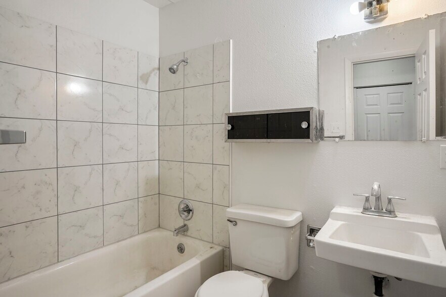 More Photos Of 3611 E San Miguel St, Colorado Springs Apartments For Sale
