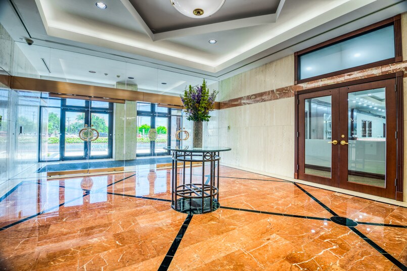 More Photos Of 5151 Belt Line Rd, Dallas Office For Lease