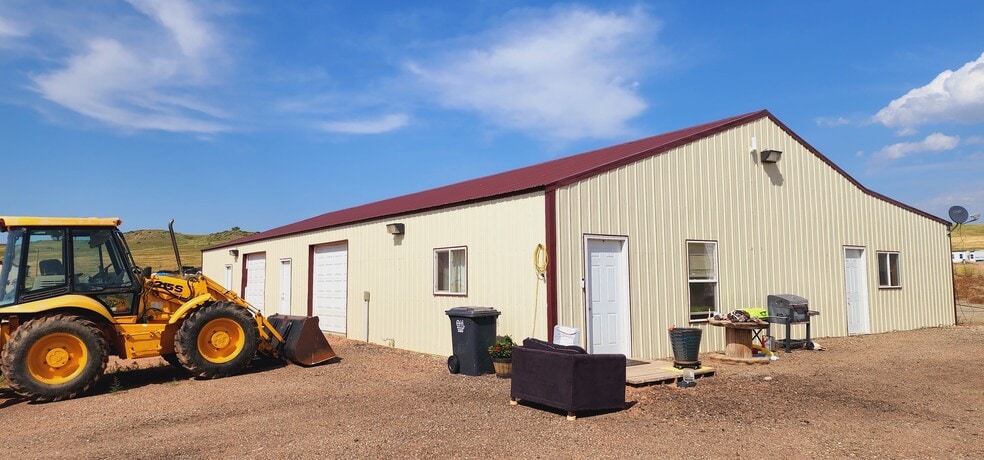 More Photos Of 2052 NW 125th Ave, Watford City Self Storage For Sale