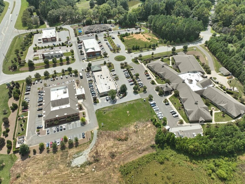 Primary Photo Of 149 Knox Way, Chapel Hill Medical For Sale